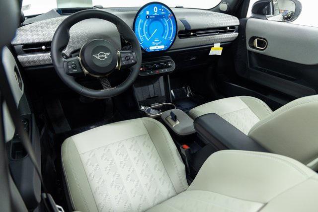 used 2025 MINI Hardtop car, priced at $33,970