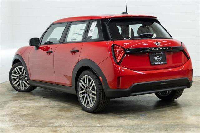 new 2025 MINI Hardtop car, priced at $38,380