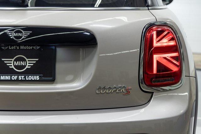 used 2024 MINI Hardtop car, priced at $26,000