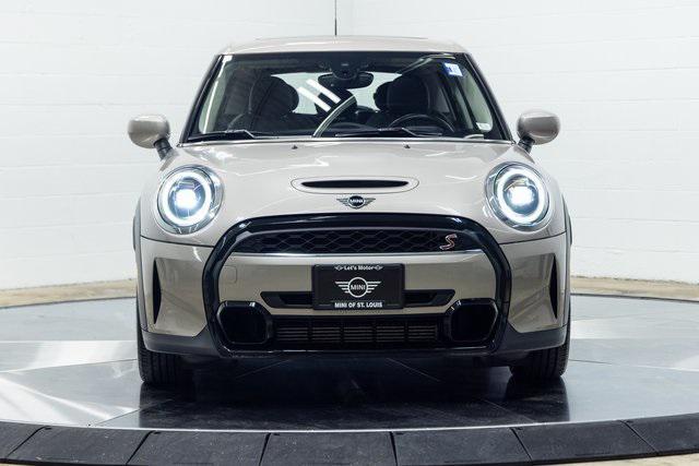 used 2024 MINI Hardtop car, priced at $26,000