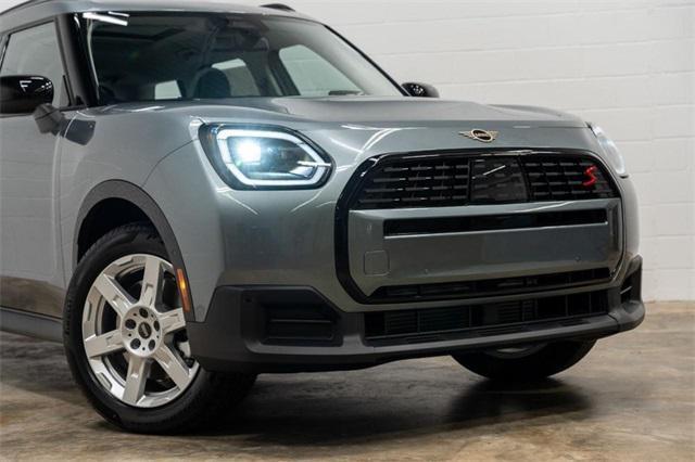 new 2025 MINI Countryman car, priced at $40,195