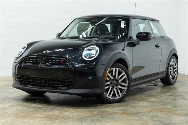 new 2025 MINI Hardtop car, priced at $37,380