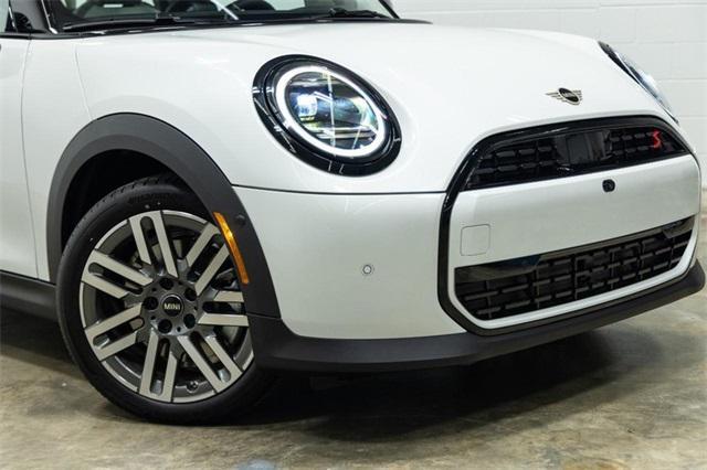 new 2025 MINI Hardtop car, priced at $37,685