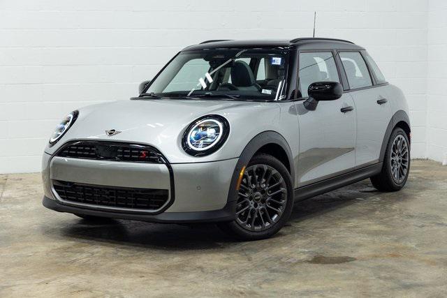 used 2025 MINI Hardtop car, priced at $32,845