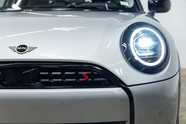 used 2025 MINI Hardtop car, priced at $32,845