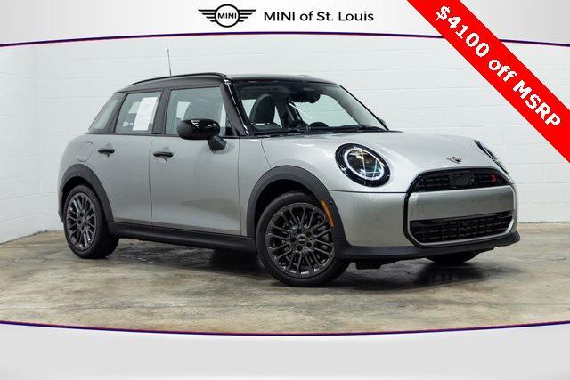 used 2025 MINI Hardtop car, priced at $32,745