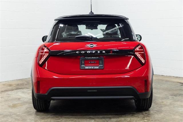 new 2025 MINI Hardtop car, priced at $35,775