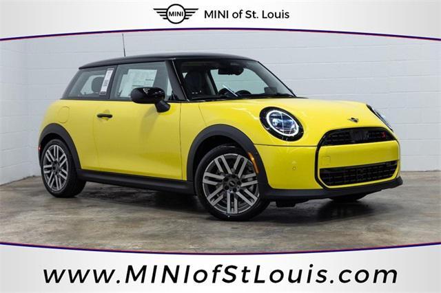 new 2025 MINI Hardtop car, priced at $36,375