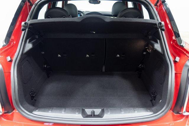 used 2023 MINI Hardtop car, priced at $26,500