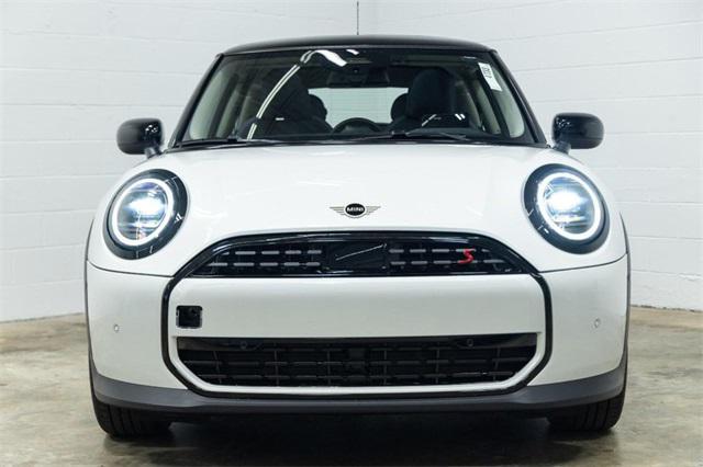 new 2025 MINI Hardtop car, priced at $35,680