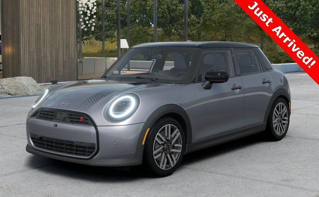 new 2026 MINI Hardtop car, priced at $39,690