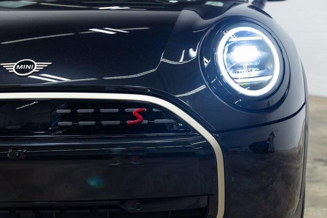 used 2025 MINI Hardtop car, priced at $35,295