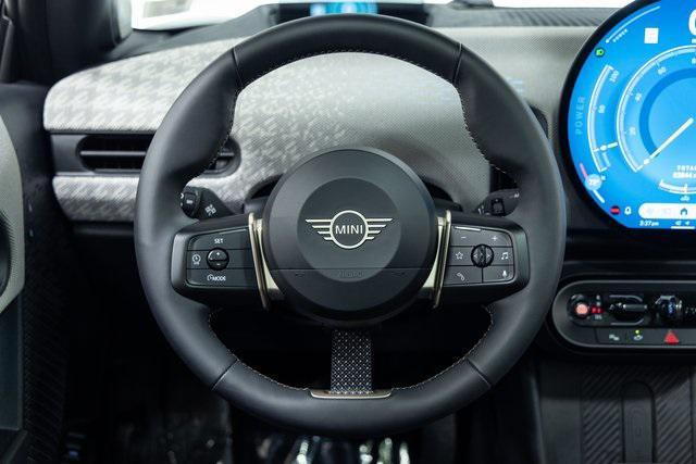 used 2025 MINI Hardtop car, priced at $35,295