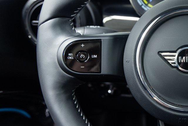 used 2024 MINI SE Hardtop car, priced at $25,890