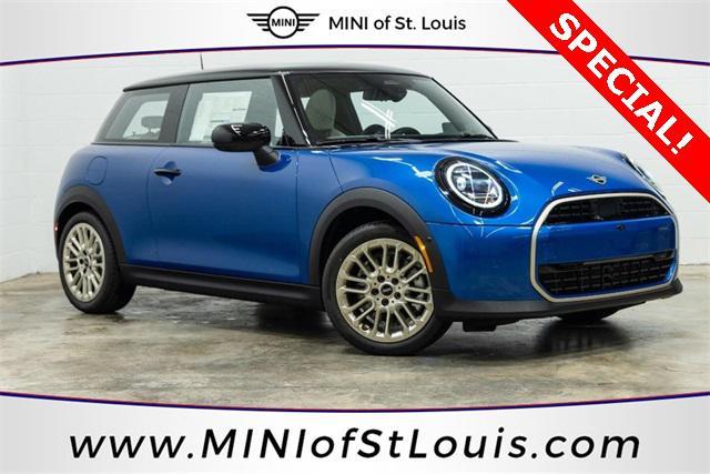 new 2025 MINI Hardtop car, priced at $35,095