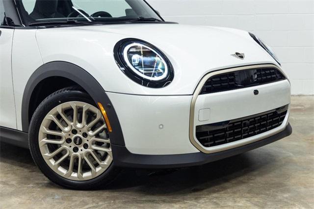 new 2025 MINI Hardtop car, priced at $35,095