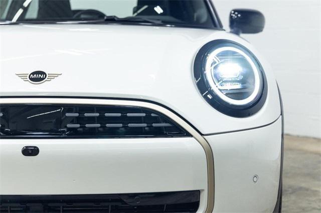 new 2025 MINI Hardtop car, priced at $35,095