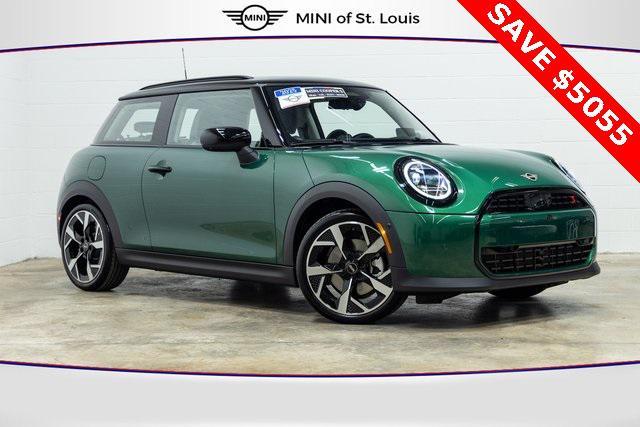 used 2025 MINI Hardtop car, priced at $32,490