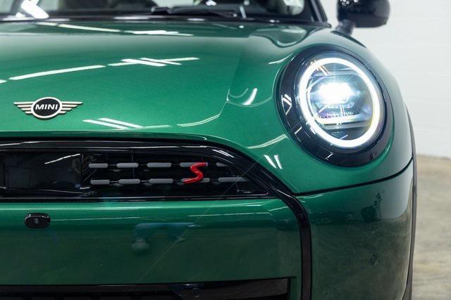 used 2025 MINI Hardtop car, priced at $33,545
