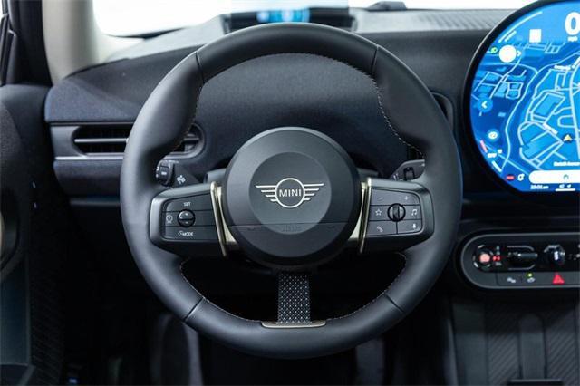 new 2025 MINI Hardtop car, priced at $32,325