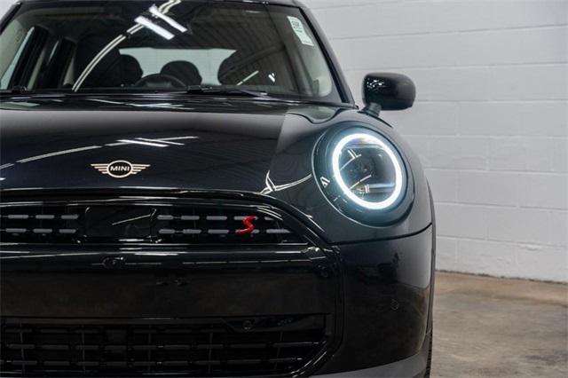 new 2025 MINI Hardtop car, priced at $38,380