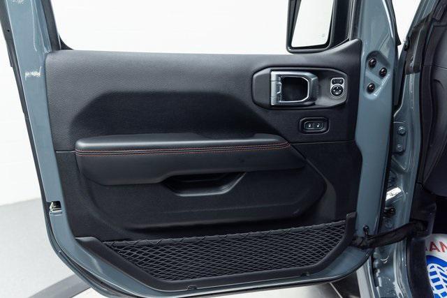 used 2024 Jeep Gladiator car, priced at $41,900