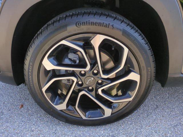 used 2025 Chevrolet Trax car, priced at $21,978