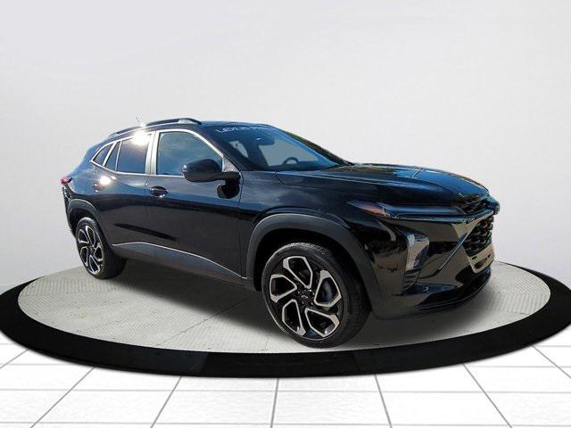 used 2025 Chevrolet Trax car, priced at $21,978