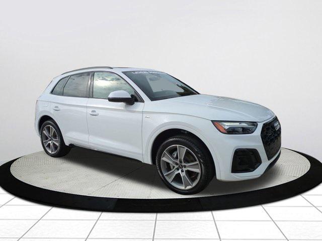 used 2025 Audi Q5 car, priced at $41,978