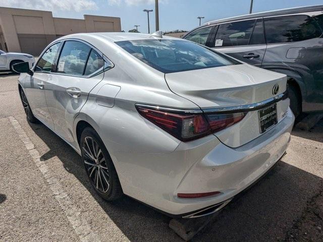 new 2025 Lexus ES 350 car, priced at $48,534