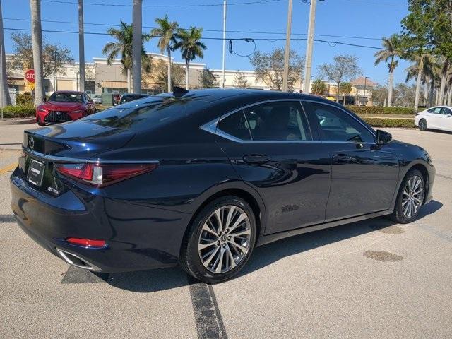 used 2021 Lexus ES 350 car, priced at $30,488