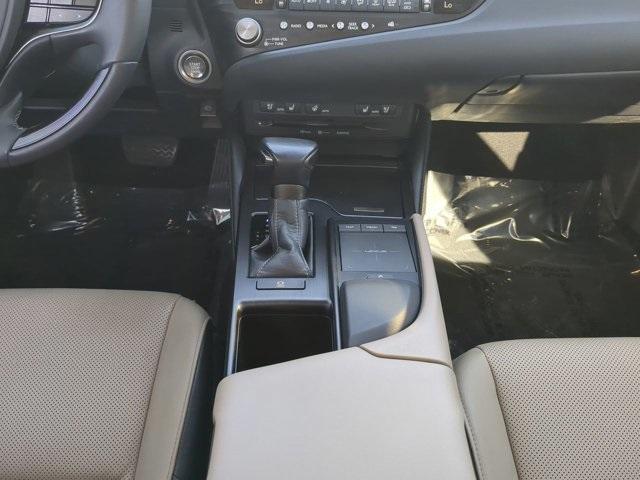 used 2021 Lexus ES 350 car, priced at $32,488