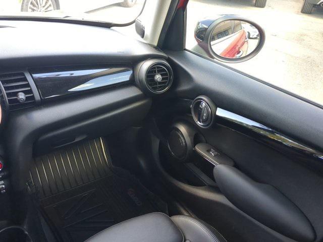 used 2020 MINI Hardtop car, priced at $16,978