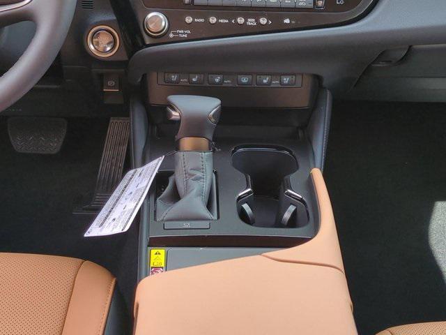 new 2025 Lexus ES 350 car, priced at $50,594