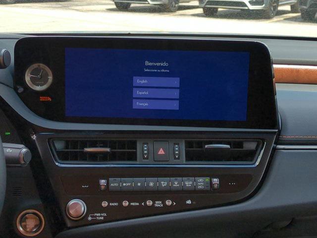 new 2025 Lexus ES 350 car, priced at $50,594