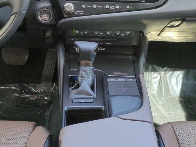used 2022 Lexus ES 350 car, priced at $39,688