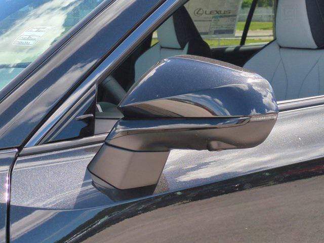 new 2026 Lexus TX 500h car, priced at $76,401