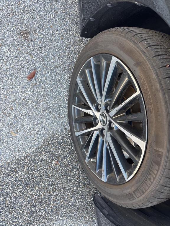 used 2024 Lexus ES 350 car, priced at $39,498