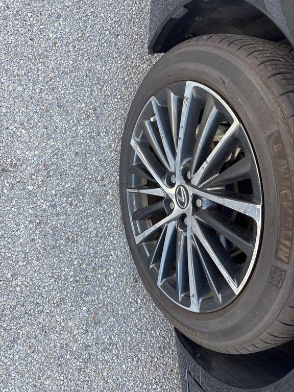 used 2024 Lexus ES 350 car, priced at $39,498