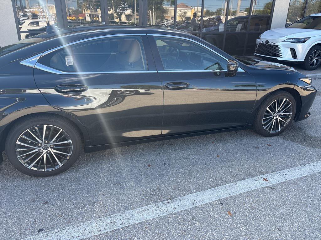 used 2024 Lexus ES 350 car, priced at $39,498