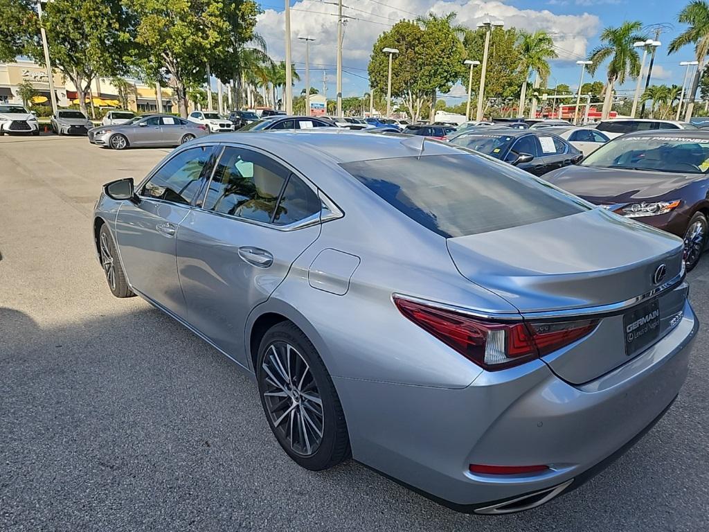 used 2022 Lexus ES 350 car, priced at $33,998