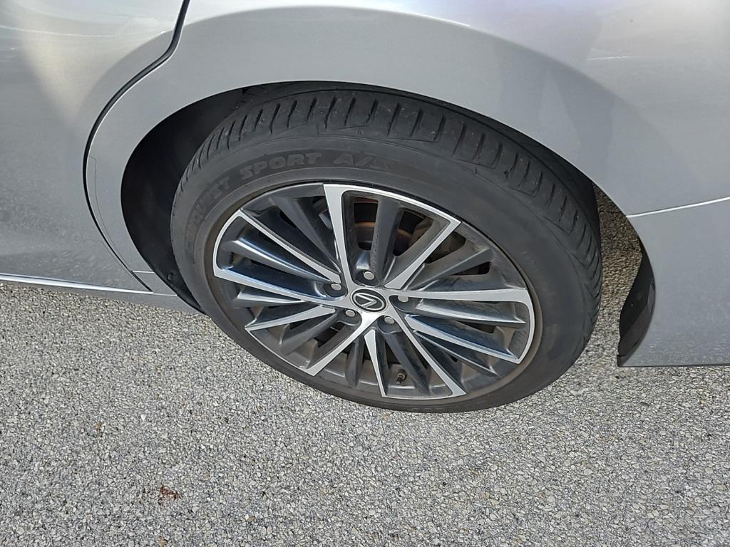 used 2022 Lexus ES 350 car, priced at $33,998