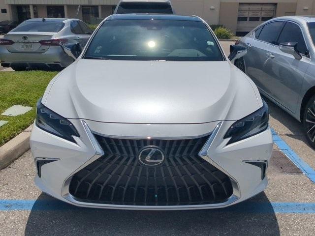 new 2025 Lexus ES 350 car, priced at $56,439