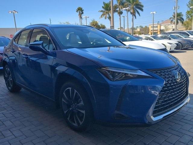 new 2025 Lexus UX 300h car, priced at $42,545