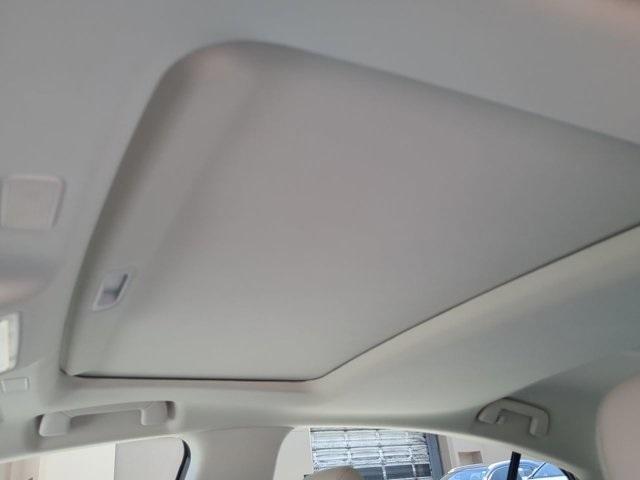 new 2025 Lexus ES 350 car, priced at $48,034