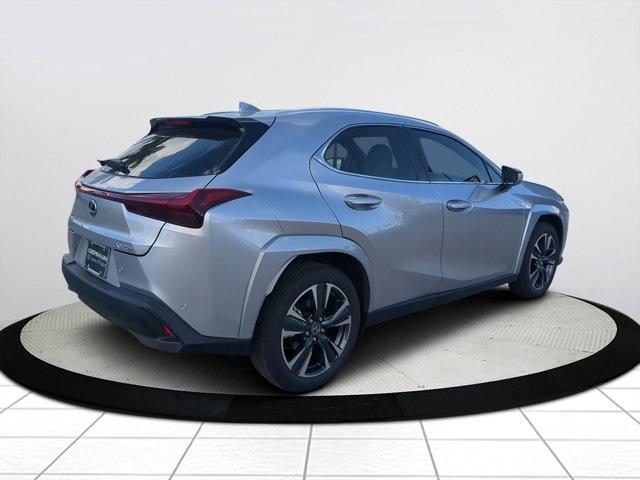 new 2025 Lexus UX 300h car, priced at $42,080