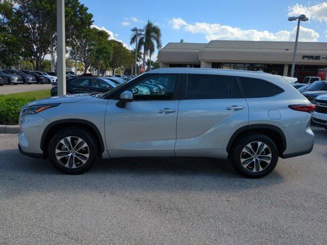 used 2023 Toyota Highlander car, priced at $36,988