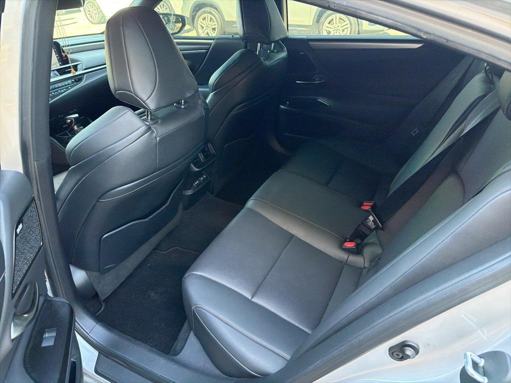 used 2020 Lexus ES 350 car, priced at $32,498