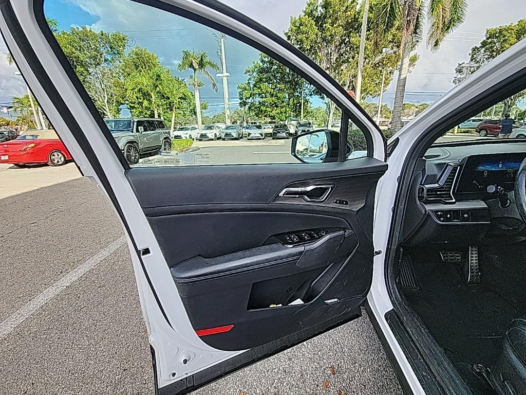 used 2023 Kia Sportage car, priced at $25,998