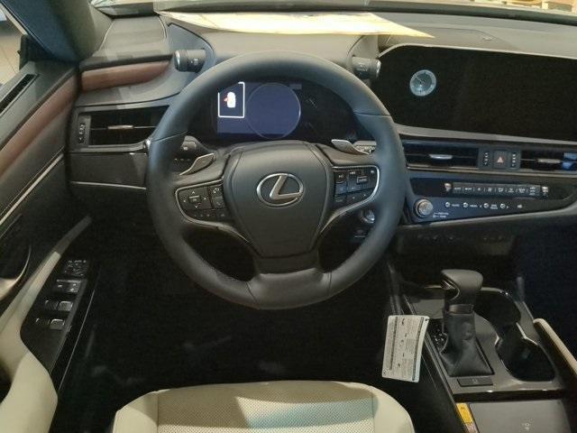 new 2025 Lexus ES 350 car, priced at $48,034